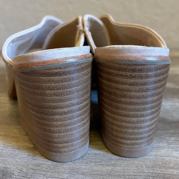 Sorel Nadia Heeled Mule Beige Leather Sandals Womens 7