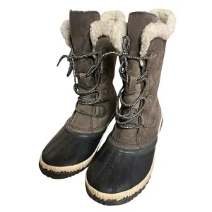 Sorel Out and About boots sz 8 brown color
