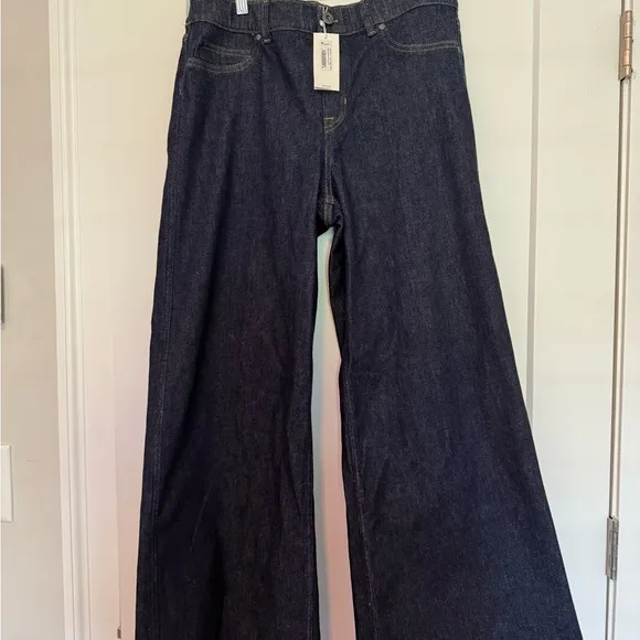 SPANXshape™ EveryWearWide Leg Jeans - Petite