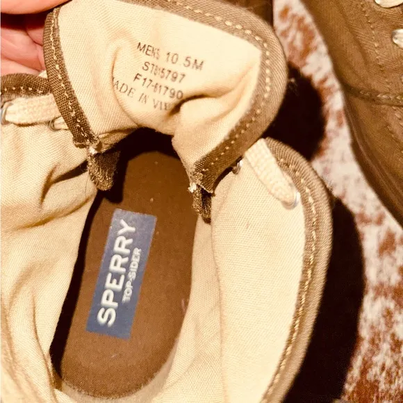 Sperry Brown Boots with Suede Finish and Rubber Sole