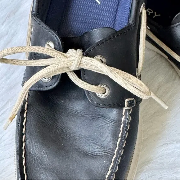 Sperry Top-Sider Authentic Original 2-Eye Boat Shoes Navy Leather White Size 10M