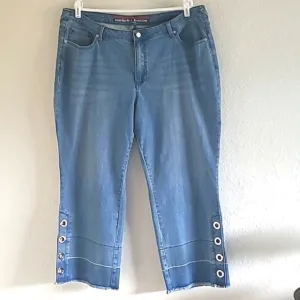 Standards &amp; Practices Wide Leg Cropped Jeans Size 22 Medium Wash Raw Hem