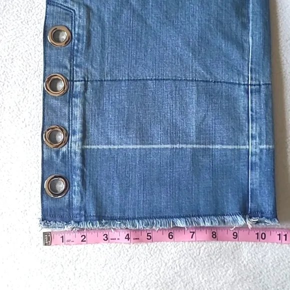 Standards &amp; Practices Wide Leg Cropped Jeans Size 22 Medium Wash Raw Hem