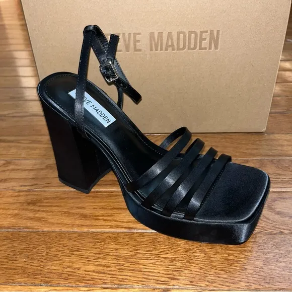 Steve Madden Disco Platform Sandals All Black Women’s Size 9 Black Satin NIB