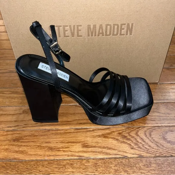 Steve Madden Disco Platform Sandals All Black Women’s Size 9 Black Satin NIB