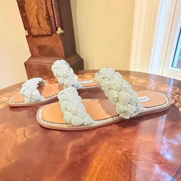 Steve Madden Newbie Silver Rhinestone Braided Slide Flat Sandals Size 7 MSRP$100