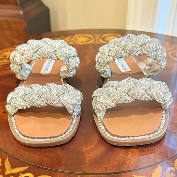 Steve Madden Newbie Silver Rhinestone Braided Slide Flat Sandals Size 7 MSRP$100