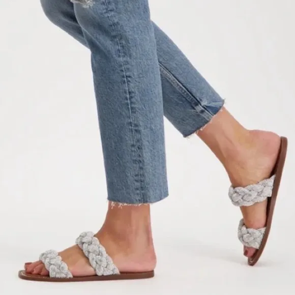 Steve Madden Newbie Silver Rhinestone Braided Slide Flat Sandals Size 7 MSRP$100
