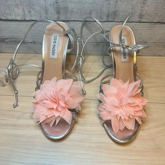 STEVE MADDEN NWT Jolisa Metallic Flower Ankle Wrap Dress Sandals