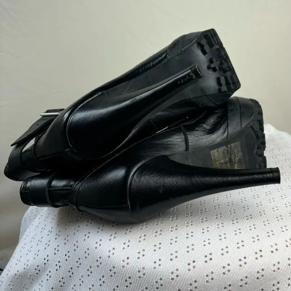 Steve Madden Size 8 Black Leather Ankle High Platform Heel Boots‎