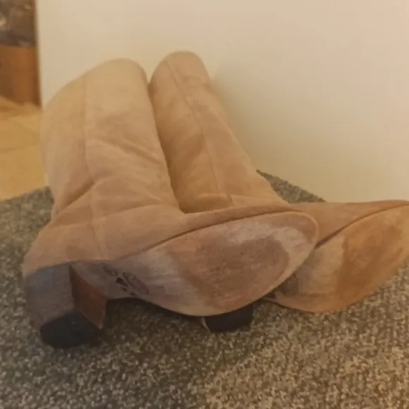 Steve Madden tan suede leather western rider boots size 8