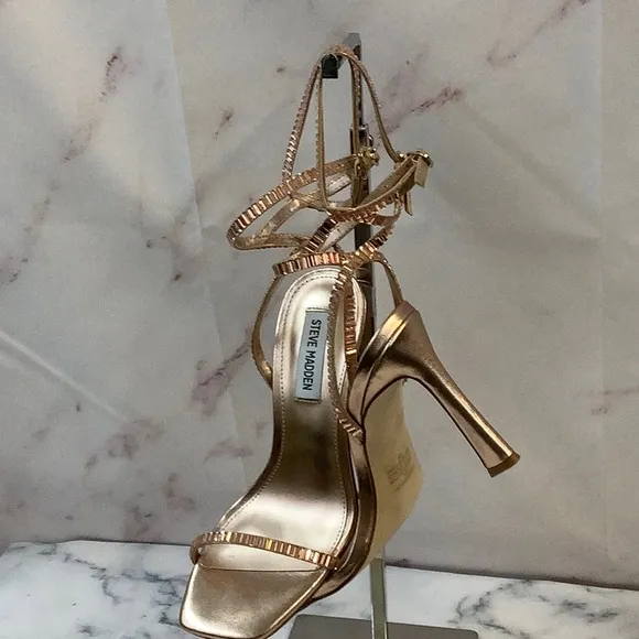 Steve Madden Women's Dress Sandals Rose Gold Size 6.5