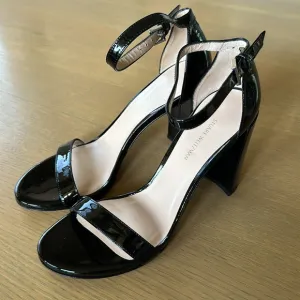 Stuart Weitzman Black Patent Leather Sandal Heels