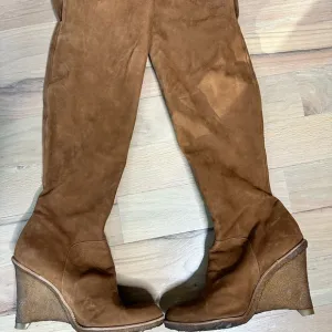 Stuart Weitzman Boots