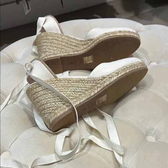 Stuart Weitzman Cream Espadrille Shoes with Strappy Design