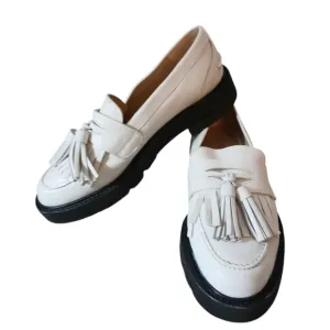 Stuart Weitzman Mila Lift Cream Leather Lug Sole Flats Size 6