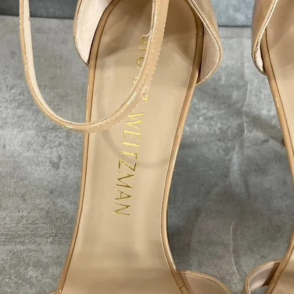 Stuart Weitzman Women's Nude Cross-Strap Round-Toe Ankle-Strap Sandals SZ 11