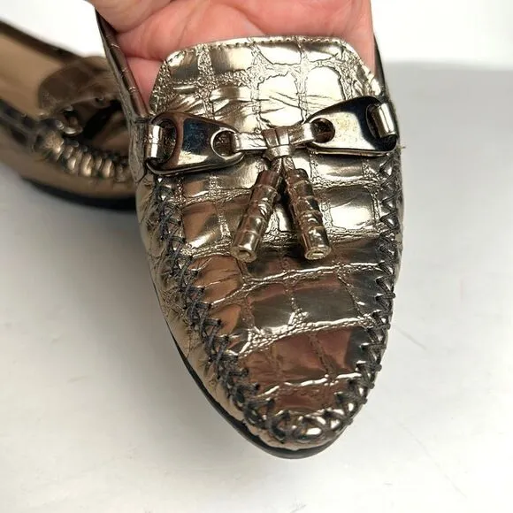 Stuart Weitzman Metallic Croc Embossed Topstitch Moccasin Loafer With Tassel 7,5