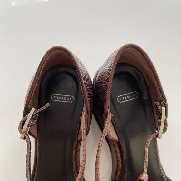Stunning Vintage Leather Coach Wedge Sandals - 6.5