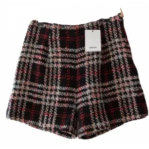 Suncoo Benny Short, NWT!