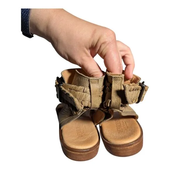 Sundance Veracruz Artisans Beige Whipstitch Leather Toe Loop Sandals Sz 39 8.5