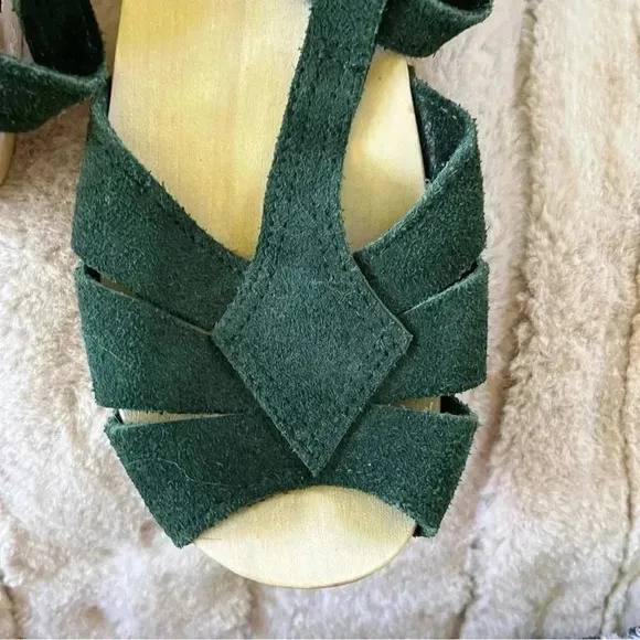 Sven Diamond Strap Clogs Forest Green Suede Open Toe Low Heel Sandals - 39