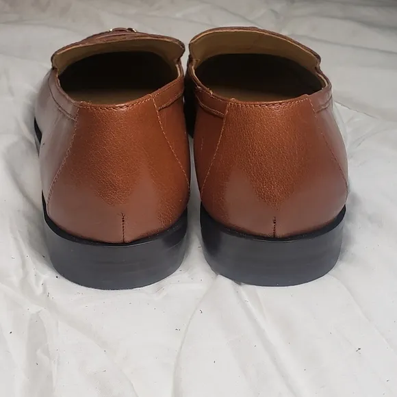 Talbot's Laura Tasseled Leather Loafers with Gold Tone Horse Bit Hardware Sz 7.5