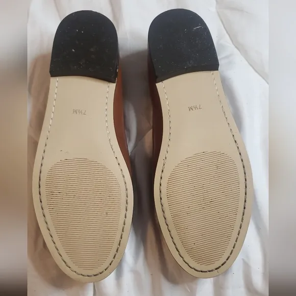 Talbot's Laura Tasseled Leather Loafers with Gold Tone Horse Bit Hardware Sz 7.5