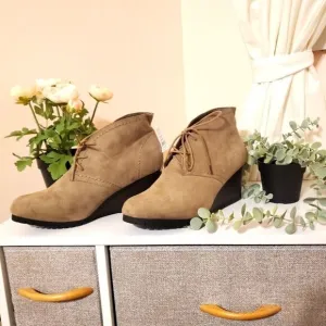 𝅺tan Faux Suede High Heel Boots Size 11