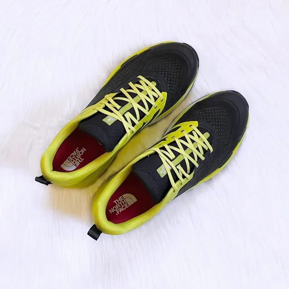 The North Face Men’s VECTIV Enduris Trail Sneakers