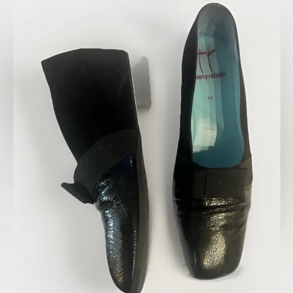 Thierry Rabotin Black Flats with Decorative Toe