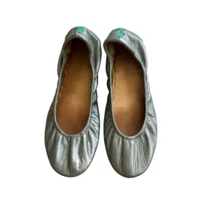 TIEKS Pewter Silver Leather Ballet Flats Size 9