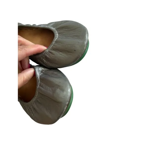 TIEKS Pewter Silver Leather Ballet Flats Size 9