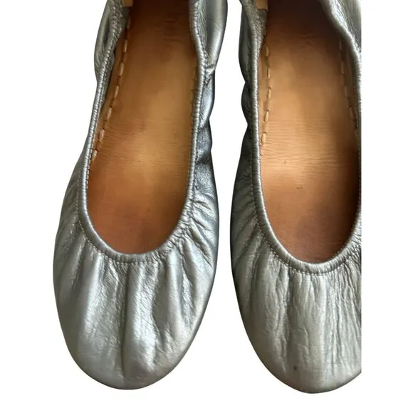 TIEKS Pewter Silver Leather Ballet Flats Size 9