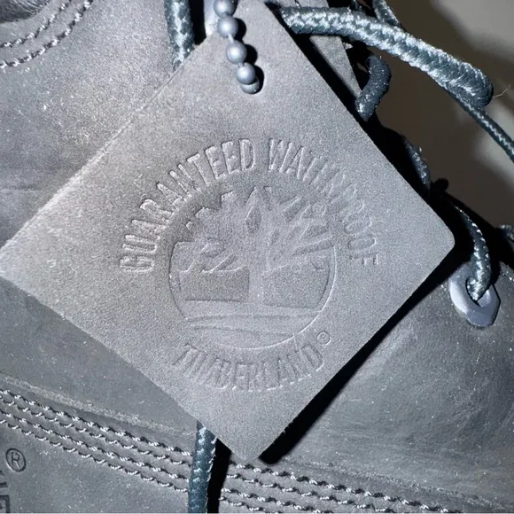 Timberland Black Ankle-High Boots with Padded Collar