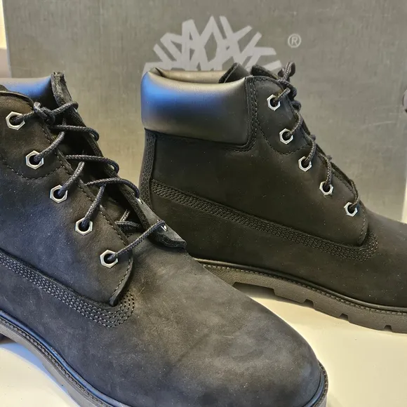 ⬇️Timberland Classic Black Boots
