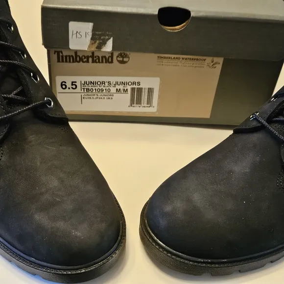 ⬇️Timberland Classic Black Boots