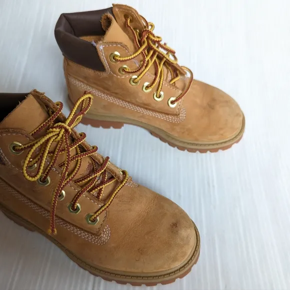 TIMBERLAND wheat high top primaloft boots