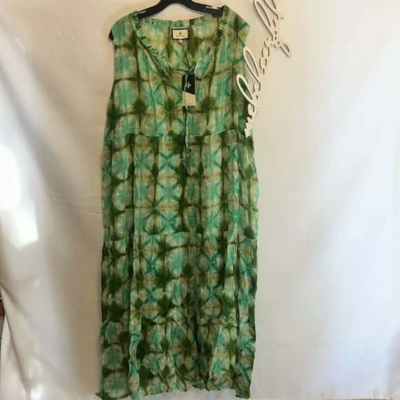 TNUCK BEACHSeafoam Medallion Salty Paloma Caftan