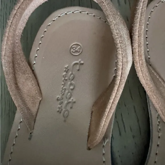 Tocoto Vintage Leather Sandals