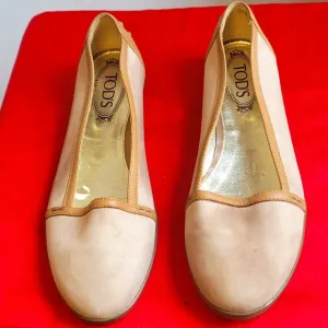 Tod's Italian Cream Suede and Gold Accent Loafers/Ballet Flats Size 9