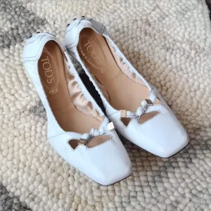 TOD'S  leather  flats