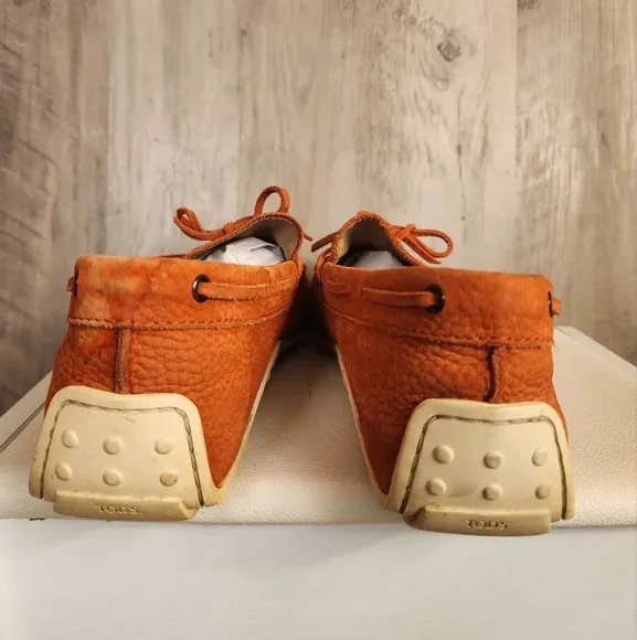 TOD'S Men's Tangerine Pebbled Leather Moccasins Loafers Size 10 US