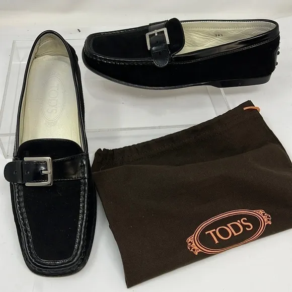 TOD’S Sz 38.5 Black Velvet and Leather Slip On Moccasin Loafers Shoes