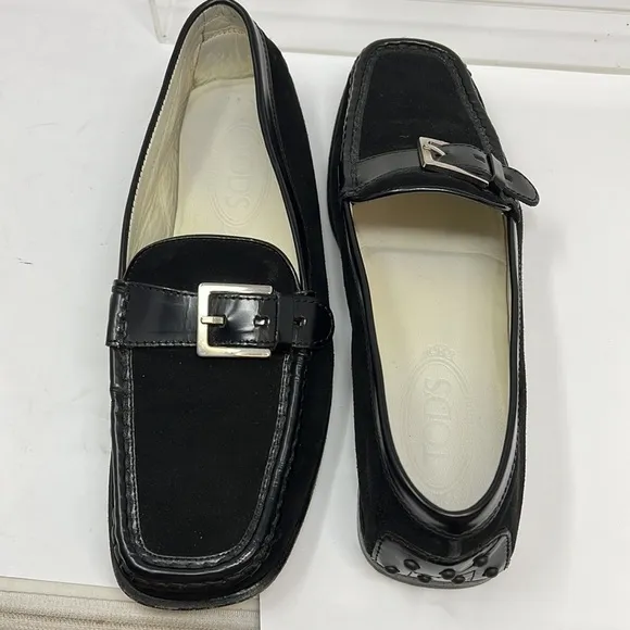 TOD’S Sz 38.5 Black Velvet and Leather Slip On Moccasin Loafers Shoes