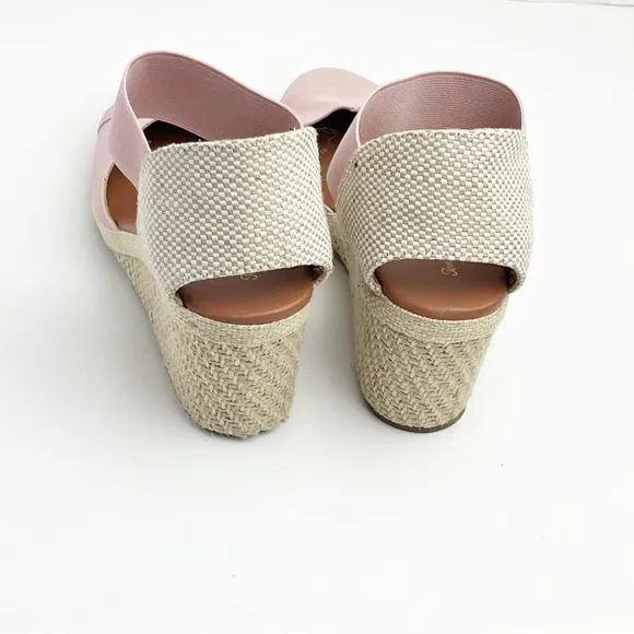 TOMMY BAHAMA Amalia Rose Almond Toe Elastic Ankle Strap Wedge Sandals, Size 7.5