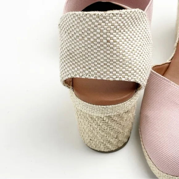 TOMMY BAHAMA Amalia Rose Almond Toe Elastic Ankle Strap Wedge Sandals, Size 7.5