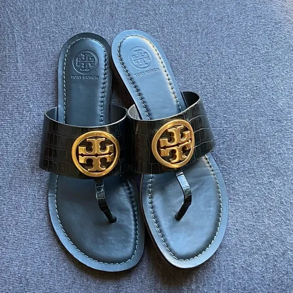 Tory Burch Benton Band flat sandals size 7m.