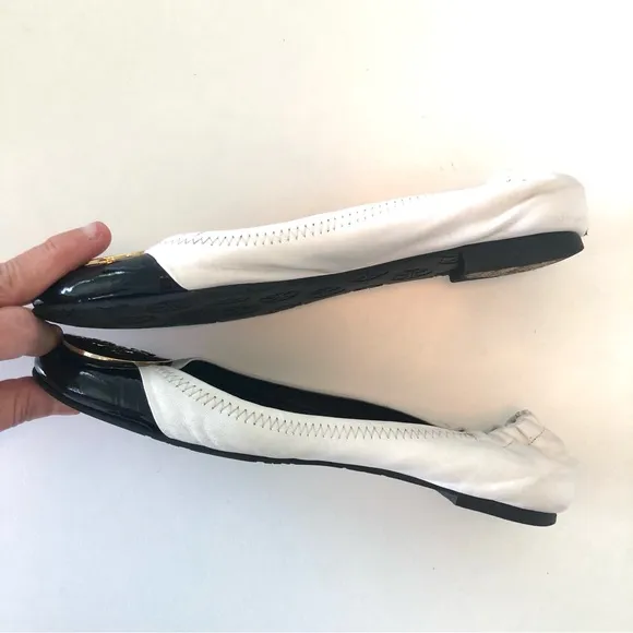 Tory Burch Claire Cap Toe Ballet Flats Black &amp; White with Gold T Logo Women’s 8