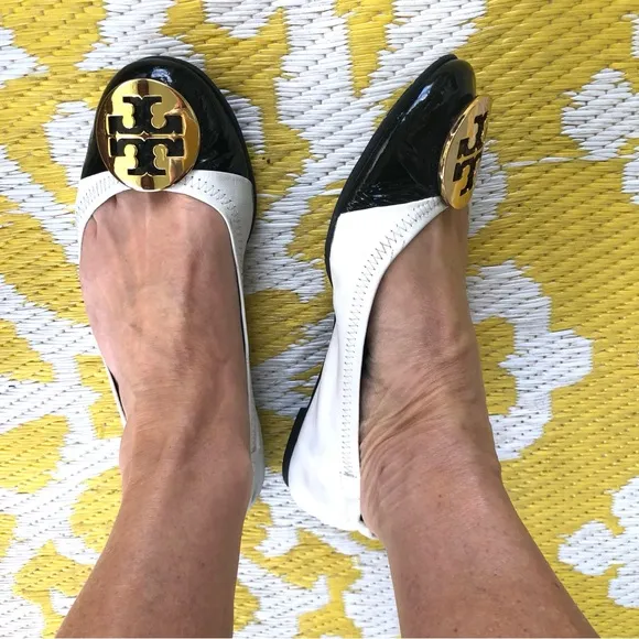 Tory Burch Claire Cap Toe Ballet Flats Black &amp; White with Gold T Logo Women’s 8